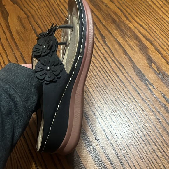 Wedge flip flops - Picture 6 of 7